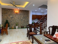 Cho thuê biệt thự tại phố Đội Nhân, DT: 190m2 x 4T, siêu đẹp và thoáng Cho thuê biệt thự tại phố Đội Nhân, DT: 190m2 x 4T, siêu đẹp và thoáng