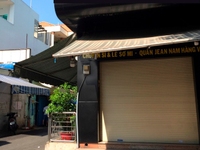 Mặt tiền Đ. Kha Vạn Cân. DT: 4 x 28. Buôn bán tấp nập Mặt tiền Đ. Kha Vạn Cân. DT: 4 x 28. Buôn bán tấp nập