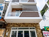 Bán căn nhà gia đình mới xây, 1T3L, đã hoàn công, xe hơi đậu trong nhà Bán căn nhà gia đình mới xây, 1T3L, đã hoàn công, xe hơi đậu trong nhà