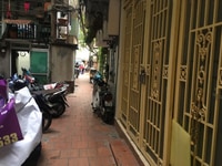 Nhà riêng 4 tầng phố Trần Hưng Đạo, gần Hàng Bài Nhà riêng 4 tầng phố Trần Hưng Đạo, gần Hàng Bài