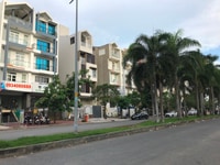 Cần cho thuê nhà phố Him Lam Nguyên căn có Thang máy Cần cho thuê nhà phố Him Lam Nguyên căn có Thang máy