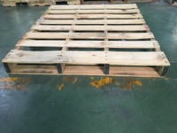 Cần thanh lý nhanh 120 cái pallet gỗ cũ giá rẻ Cần thanh lý nhanh 120 cái pallet gỗ cũ giá rẻ