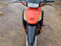 Cần bán dòng xipo đời 2000 màu cam đen.Hàng xe mới 95% Cần bán dòng xipo đời 2000 màu cam đen.Hàng xe mới 95%