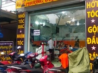 Cần tuyển thợ 1 nam chính chuyên cắt tóc nam, Thợ nữ chuyên ráy tai.. Cần tuyển thợ 1 nam chính chuyên cắt tóc nam, Thợ nữ chuyên ráy tai..