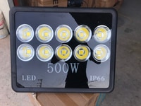 Đèn LED pha chiếu sáng ngoài trời công suất 500w siêu sáng Đèn LED pha chiếu sáng ngoài trời công suất 500w siêu sáng