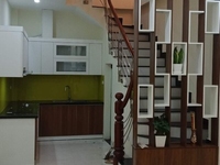 Gấp !nhỉnh 4 tỉ có ngay nhà 5 tầng đường Hàm Nghi, ô tô đỗ cửa 42m2. Gấp !nhỉnh 4 tỉ có ngay nhà 5 tầng đường Hàm Nghi, ô tô đỗ cửa 42m2.