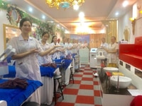 Tuyển gấp kỹ thuật viên chăm sóc da cho Spa lương cao Tuyển gấp kỹ thuật viên chăm sóc da cho Spa lương cao