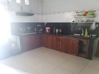 Bán nhà 4,5 tầng mặt tiền đường Lê Văn Hiến Bán nhà 4,5 tầng mặt tiền đường Lê Văn Hiến