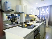 Cho thuê nhà mặt tiền Bạch Đằng, 4pn 5wc, 35tr/th Cho thuê nhà mặt tiền Bạch Đằng, 4pn 5wc, 35tr/th