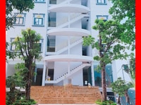 Phòng mới, đẹp, máy lạnh, giờ tự do,BV 24/24 - gần CĐ Công Thương, 3tr Phòng mới, đẹp, máy lạnh, giờ tự do,BV 24/24 - gần CĐ Công Thương, 3tr