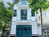 Bán nhà mới mặt tiền đường Nguyễn Bình, 2 lầu, 6x9, giá 4,750 tỷ Bán nhà mới mặt tiền đường Nguyễn Bình, 2 lầu, 6x9, giá 4,750 tỷ