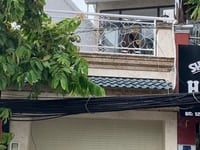 Cần bán nhà 1 sẹc khu phố 3 ,p tch .Q12.DT: 4,5x13m nở hậu 6,5m .kc tr Cần bán nhà 1 sẹc khu phố 3 ,p tch .Q12.DT: 4,5x13m nở hậu 6,5m .kc tr