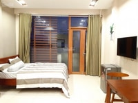phòng ban công ngay trung tâm quận 5,full nội thất,có bếp phòng ban công ngay trung tâm quận 5,full nội thất,có bếp