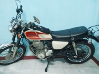Bán Motor Honda CB400ss Đen Đỏ Trắng Bán Motor Honda CB400ss Đen Đỏ Trắng