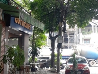 Nhà Gò Vấp đang kinh doanh 6 phòng trọ, xe hơi đậu trước Nhà Gò Vấp đang kinh doanh 6 phòng trọ, xe hơi đậu trước