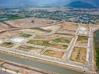 2 tỷ cho lô đất 7m5 diện tích 100 m2 sát dãy shophouse 4 tầng 2 tỷ cho lô đất 7m5 diện tích 100 m2 sát dãy shophouse 4 tầng