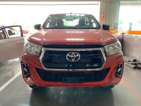 Bán tải Toyota Hilux 2.4 Số Tự Động. Màu CAM có sẵn, KM KHỦNG cuối năm Bán tải Toyota Hilux 2.4 Số Tự Động. Màu CAM có sẵn, KM KHỦNG cuối năm