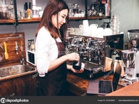 Cần thêm 3 nam 2 nữ phụ bán cafe do khách quá đông Cần thêm 3 nam 2 nữ phụ bán cafe do khách quá đông