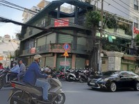 Cần tiền bán gấp Mặt Tiền Nguyễn Đình Chiểu,P.3,Q3.DT 7.5x12m TN 70tr/ Cần tiền bán gấp Mặt Tiền Nguyễn Đình Chiểu,P.3,Q3.DT 7.5x12m TN 70tr/