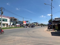 Gia đình có việc cần tiền nên ra gấp căn nhà 800tr/300m2 trong KCN Gia đình có việc cần tiền nên ra gấp căn nhà 800tr/300m2 trong KCN