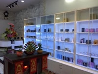 Tuyển 3 nhân viên bán hàng dịp tết Tuyển 3 nhân viên bán hàng dịp tết