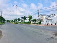 Cần bán lô đất ngay quốc lộ 1A Cần bán lô đất ngay quốc lộ 1A