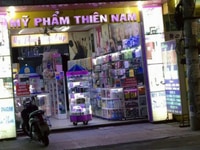 Cần tuyển 4 người (2 nữ ,2nam ) bán hàng dịp Tết Cần tuyển 4 người (2 nữ ,2nam ) bán hàng dịp Tết