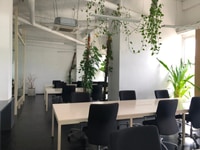 Cho thuê 300m2 văn phòng Bến Vân Đồn giá 100 triệu/tháng Cho thuê 300m2 văn phòng Bến Vân Đồn giá 100 triệu/tháng
