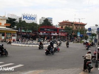 Cho thuê nhà 2 tầng Hoàng Diệu đoạn 2 chiều Cho thuê nhà 2 tầng Hoàng Diệu đoạn 2 chiều