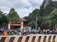 Còn 2 Nền Duy Nhất Tại Cửa Ngõ KCN Sổ Chính Chủ rẻ nhất khu vực Còn 2 Nền Duy Nhất Tại Cửa Ngõ KCN Sổ Chính Chủ rẻ nhất khu vực