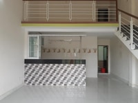 Bán nhà gác đúc mới kiệt oto Tôn Đản Bán nhà gác đúc mới kiệt oto Tôn Đản