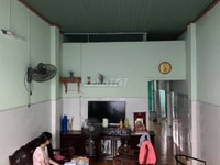 Nhà 4 lầu nhỏ, chỉ có 3 ng lớn, bao ăn ở lại với gia đình Nhà 4 lầu nhỏ, chỉ có 3 ng lớn, bao ăn ở lại với gia đình