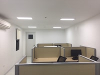 Cho thuê nhà mặt Phố Huế, P Hàng Bài, Hoàn Kiếm: DT 50m x 7T; Mt 4.5m Cho thuê nhà mặt Phố Huế, P Hàng Bài, Hoàn Kiếm: DT 50m x 7T; Mt 4.5m