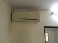 Chung cư tầng 3 mặt phố Trần Huy Liệu, gần trường Kim Đồng Chung cư tầng 3 mặt phố Trần Huy Liệu, gần trường Kim Đồng