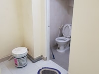 Nhà nguyên căn, 2 tầng, hẻm xe hơi, Lê Văn Lương, Giá 5tr Nhà nguyên căn, 2 tầng, hẻm xe hơi, Lê Văn Lương, Giá 5tr