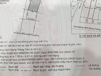 Cần bán gấp nhà MT đường CMT8, Quận 3 - nhà 3 lầu chưa qua đầu tư Cần bán gấp nhà MT đường CMT8, Quận 3 - nhà 3 lầu chưa qua đầu tư