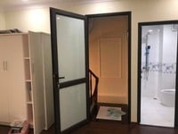 Hiếm có nhà mới đẹp,rất rẻ, Sổ đỏ CC, 40m2X5t, MT4,3m chỉ 2,9 tỷ Hiếm có nhà mới đẹp,rất rẻ, Sổ đỏ CC, 40m2X5t, MT4,3m chỉ 2,9 tỷ