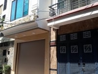 Bán nhà phố Lạc Long Quân,50m2 x 4T x 4m mặt tiền, ô tô qua cửa Bán nhà phố Lạc Long Quân,50m2 x 4T x 4m mặt tiền, ô tô qua cửa