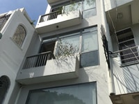 Cho thuê nhà nguyên căn mặt tiền đường CMT8, Phường Bến Thành, QUận 01 Cho thuê nhà nguyên căn mặt tiền đường CMT8, Phường Bến Thành, QUận 01