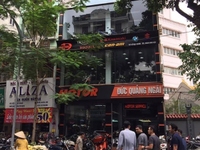 Cho thuê tòa nhà phố Trần Kim Xuyến có diện tích 90m2 x 5 tầng Cho thuê tòa nhà phố Trần Kim Xuyến có diện tích 90m2 x 5 tầng