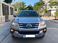 Cần bán TOYOTA FORTUNER mode 2018 màu bạc số sàn máy dầu xe cá nhân Cần bán TOYOTA FORTUNER mode 2018 màu bạc số sàn máy dầu xe cá nhân