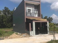 Cuối năm gia đình cần tiền nên bán gấp lô đất đối diện cổng BV xuyên Á Cuối năm gia đình cần tiền nên bán gấp lô đất đối diện cổng BV xuyên Á