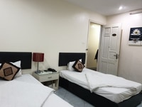 Khách sạn 3* phố Trần Duy Hưng Cầu Giấy 100M 10 Tầng MT 8m doanh thu k Khách sạn 3* phố Trần Duy Hưng Cầu Giấy 100M 10 Tầng MT 8m doanh thu k