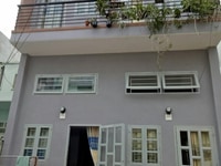 Cần cho thuê nhà trọ một trệt, một lửng, một lầu hai nhà vệ sinh riêng Cần cho thuê nhà trọ một trệt, một lửng, một lầu hai nhà vệ sinh riêng