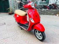 Piaggio Vespa 150 ie 3v màu cam đỏ 2016 chính chủ Piaggio Vespa 150 ie 3v màu cam đỏ 2016 chính chủ
