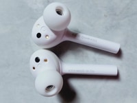 Tai nghe huawei freebuds hàng xách tay thái Tai nghe huawei freebuds hàng xách tay thái