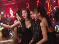Tuyển Gấp nhân viên phục vụ Karaoke_Vip Sài Gòn