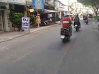 11 tỷ có ngay nhà Mặt tiền kinh doanh Bắc Hải Quận 10. 11 tỷ có ngay nhà Mặt tiền kinh doanh Bắc Hải Quận 10.