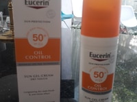 Bán lại kem chống nắng Eucerin 50 hàng xịn giá rẻ Bán lại kem chống nắng Eucerin 50 hàng xịn giá rẻ