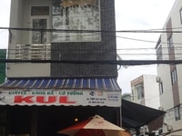 Văn phòng sạch sẽ thoáng; khu dân cư đông đúc Văn phòng sạch sẽ thoáng; khu dân cư đông đúc